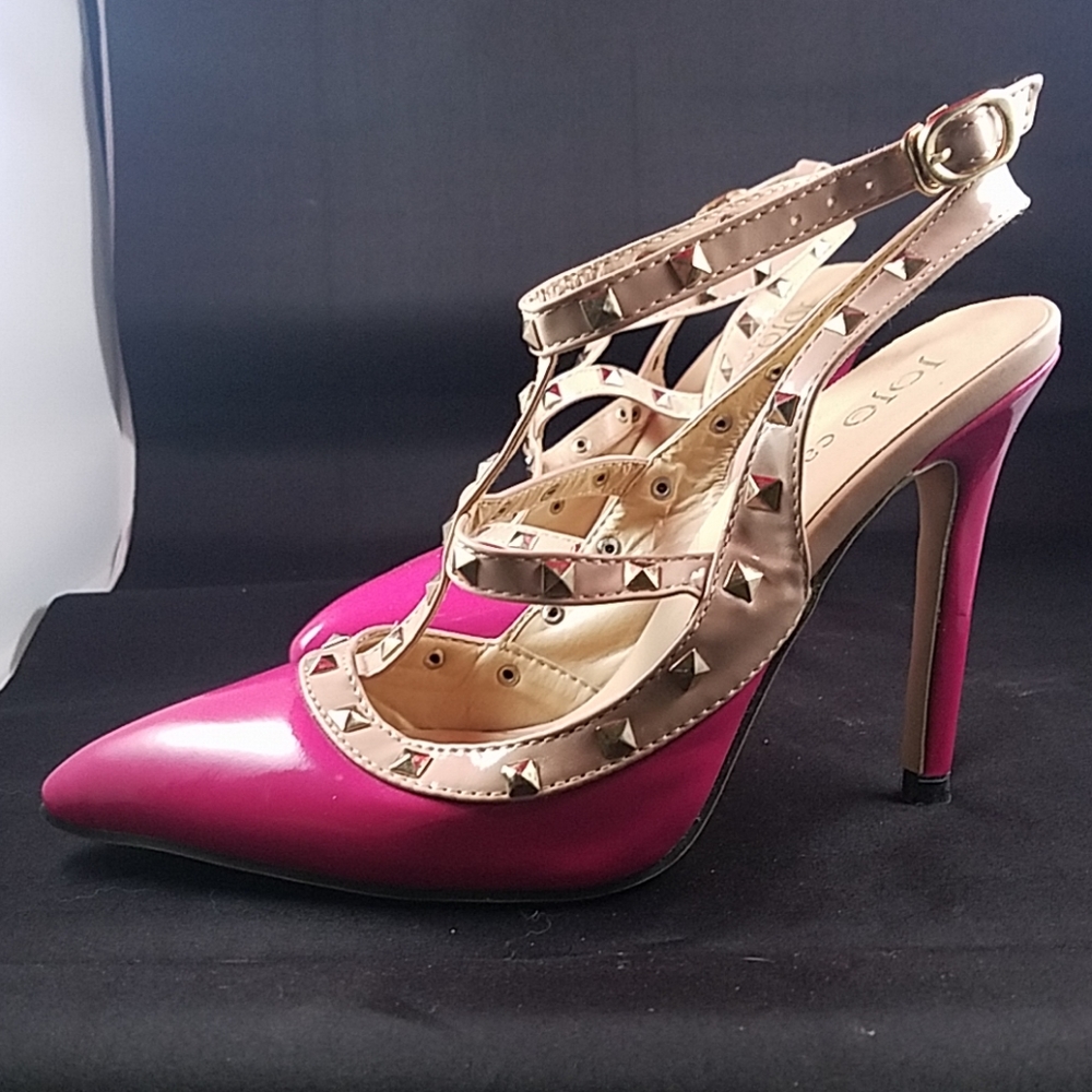 Heels - Picture 2 of 3